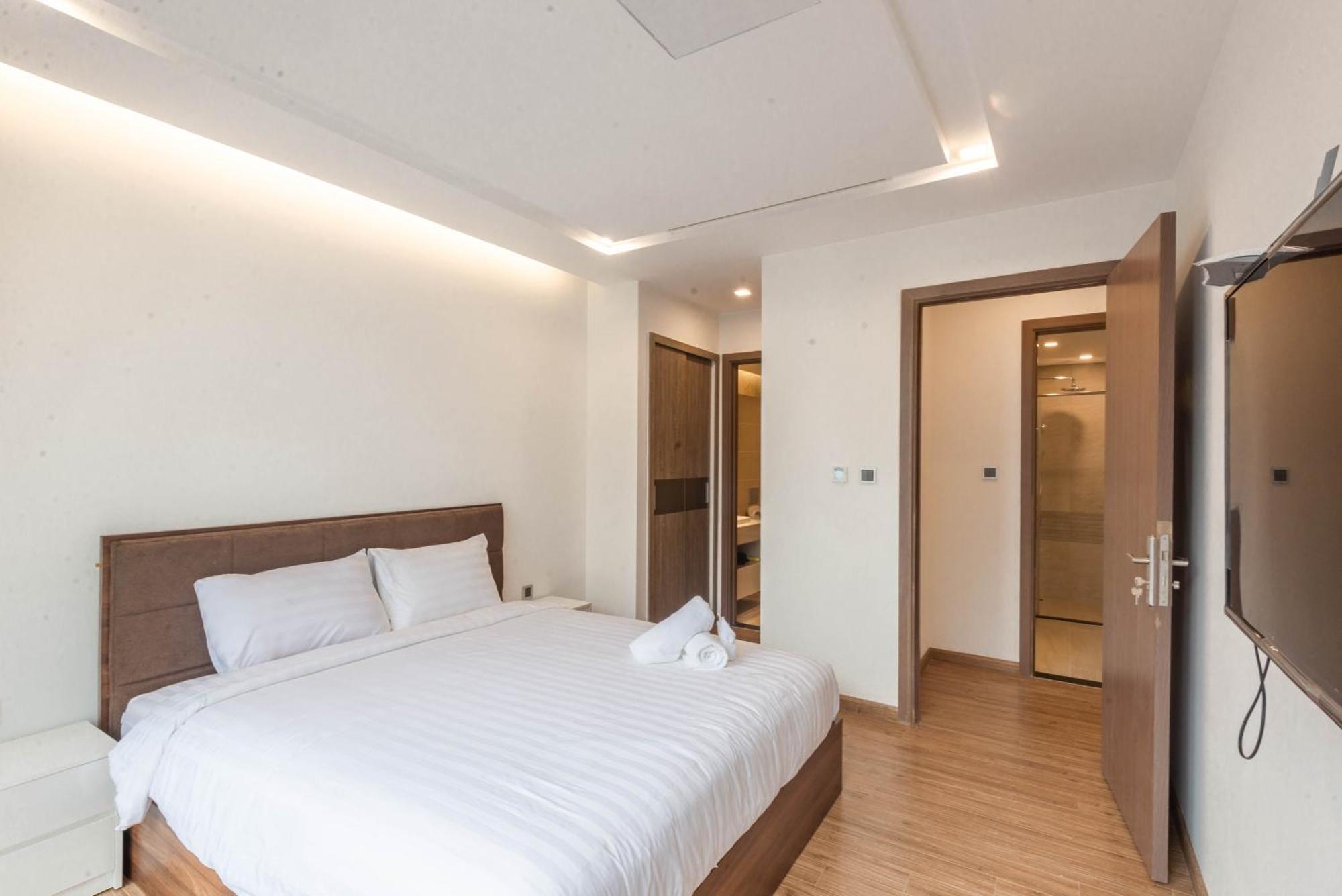 Luxury Serviced Apartment Vinhomes Metropolis Premium Hanoi Bagian luar foto