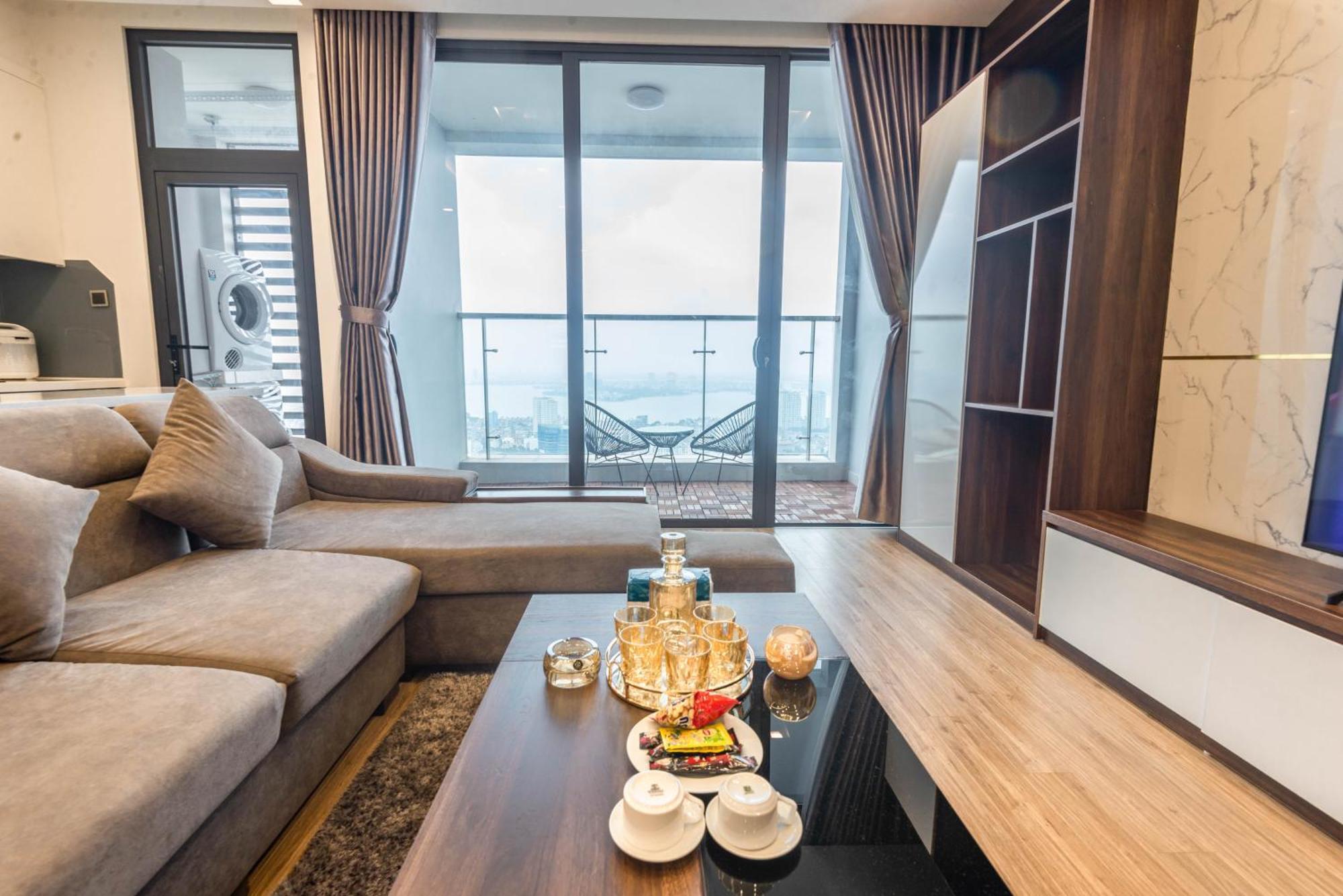 Luxury Serviced Apartment Vinhomes Metropolis Premium Hanoi Bagian luar foto