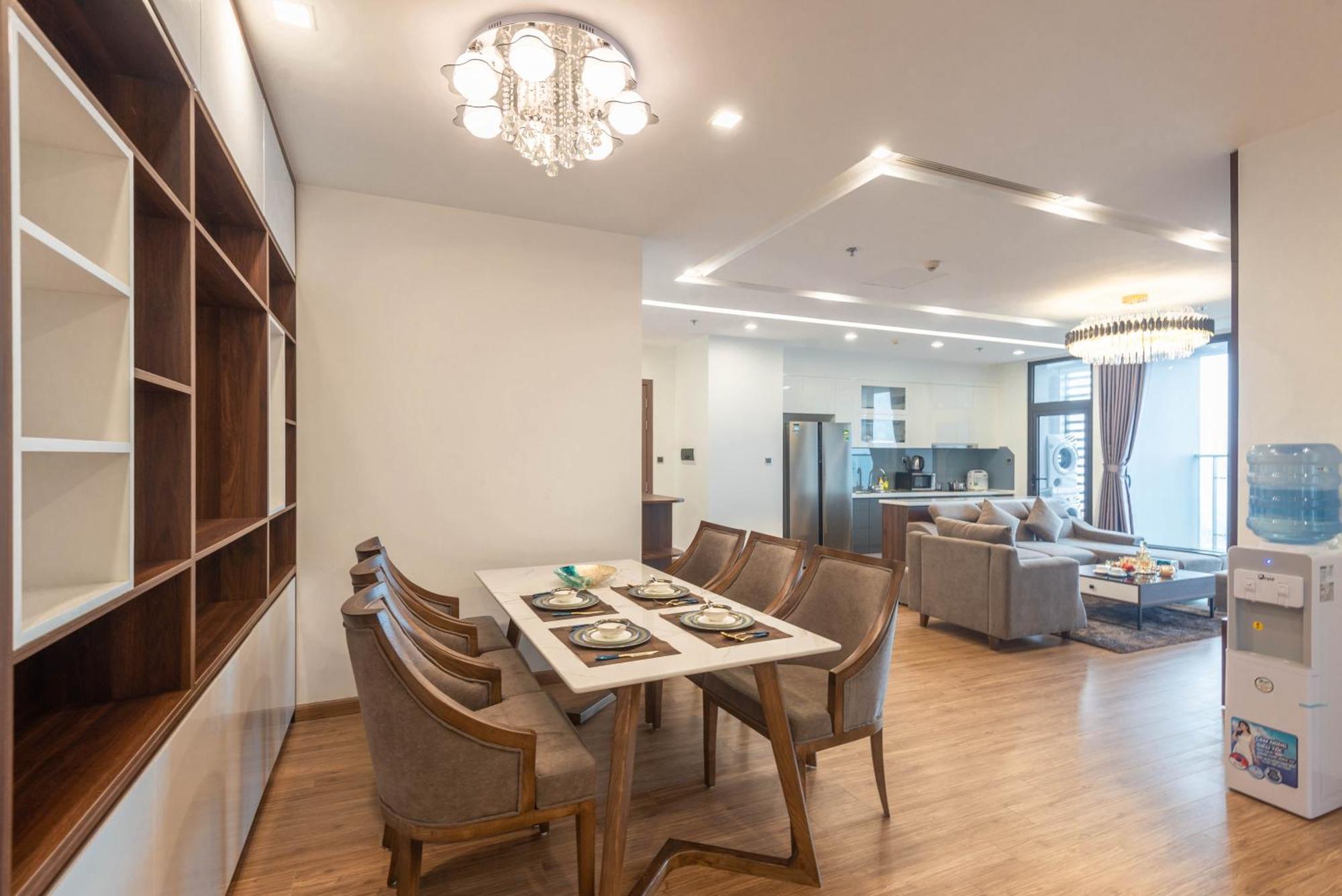 Luxury Serviced Apartment Vinhomes Metropolis Premium Hanoi Bagian luar foto