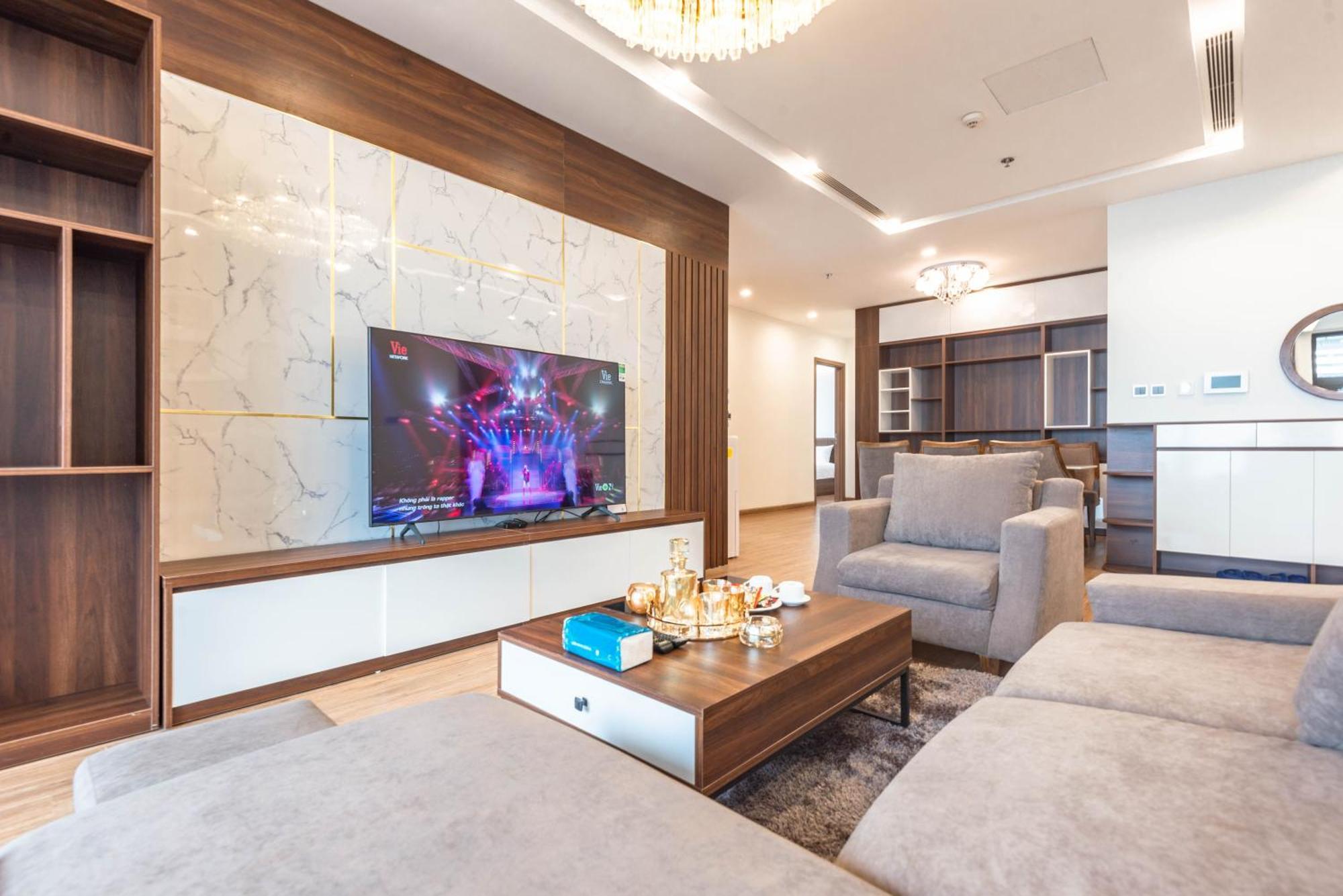 Luxury Serviced Apartment Vinhomes Metropolis Premium Hanoi Bagian luar foto