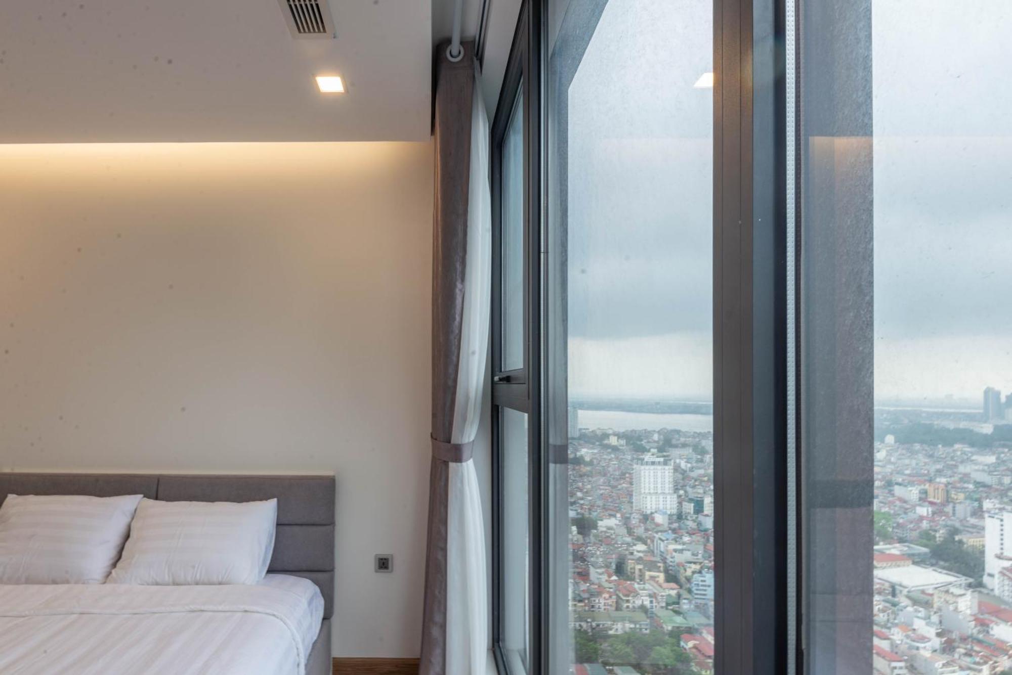 Luxury Serviced Apartment Vinhomes Metropolis Premium Hanoi Bagian luar foto
