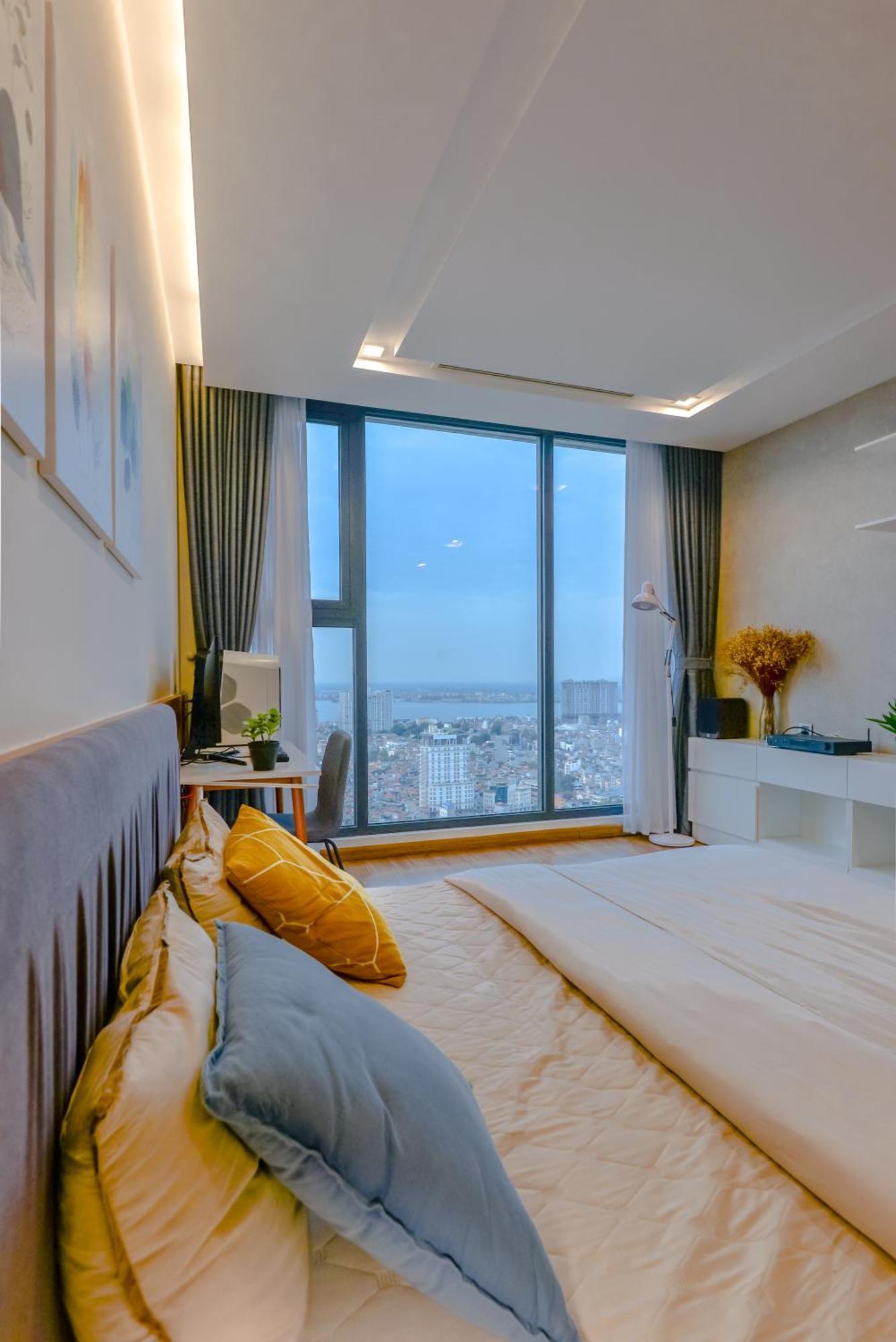 Luxury Serviced Apartment Vinhomes Metropolis Premium Hanoi Bagian luar foto